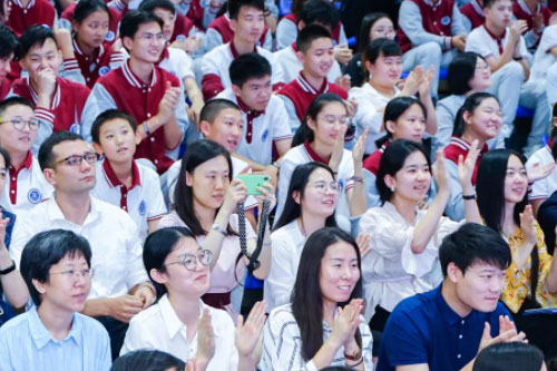 解答：國際小學入學是否需要先參加入學考試呢？